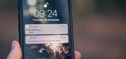 Iphone with two push messages